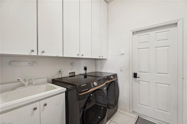 5413 SW 25th PL, Cape Coral, FL 33914