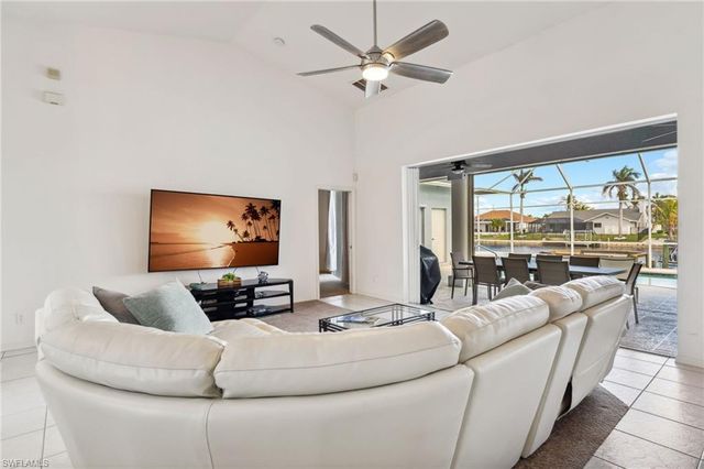 5413 SW 25th PL, Cape Coral, FL 33914