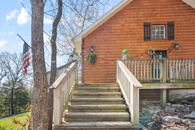 1006 Bluff Road, Merriam Woods, MO 65740