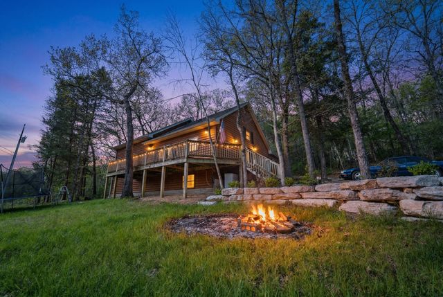1006 Bluff Road, Merriam Woods, MO 65740