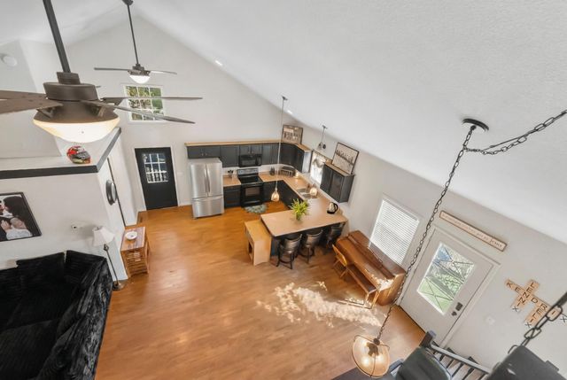 1006 Bluff Road, Merriam Woods, MO 65740