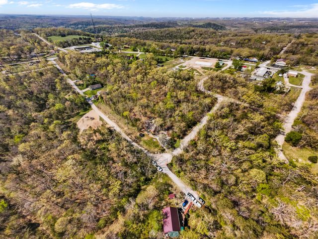 1006 Bluff Road, Merriam Woods, MO 65740