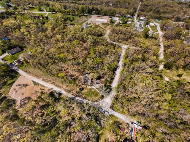 1006 Bluff Road, Merriam Woods, MO 65740