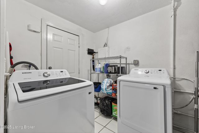 137 Seneca Trail, Louisville, KY 40214