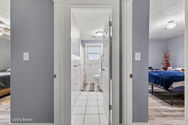 137 Seneca Trail, Louisville, KY 40214