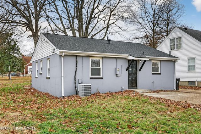 137 Seneca Trail, Louisville, KY 40214