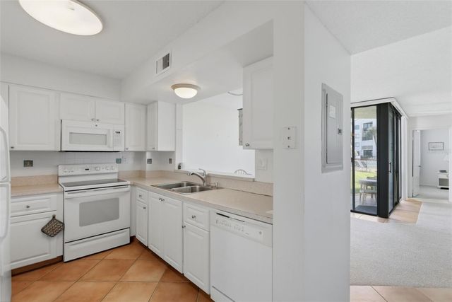5729 PUERTA DEL SOL BOULEVARD S 186, St Petersburg, FL 33715