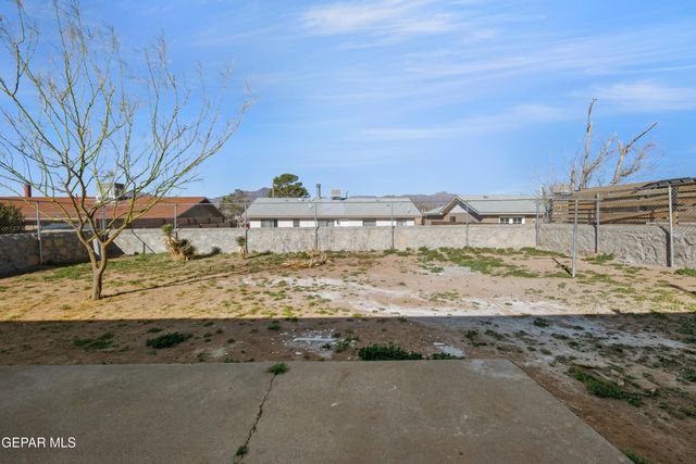 10821 ONYXSTONE Street, El Paso, TX 79924