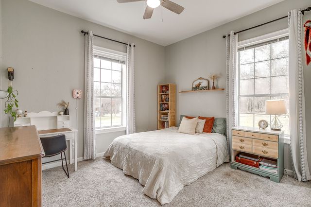 9948 S Highway 171, Grandview, TX 76050