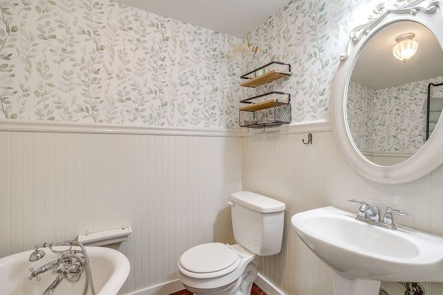 9948 S Highway 171, Grandview, TX 76050