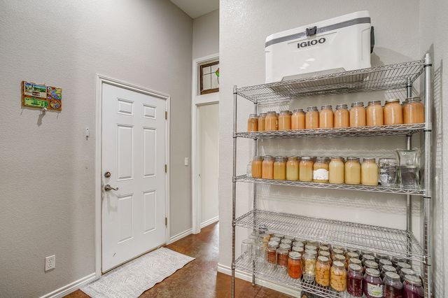 9948 S Highway 171, Grandview, TX 76050