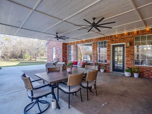 9948 S Highway 171, Grandview, TX 76050