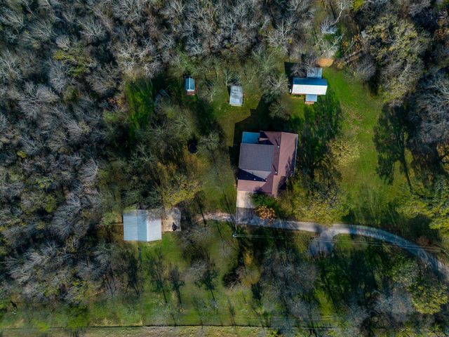 9948 S Highway 171, Grandview, TX 76050