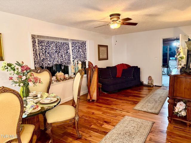 11516 Frederick Road, Coeburn, VA 24230