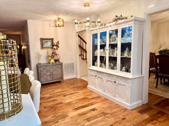 11516 Frederick Road, Coeburn, VA 24230