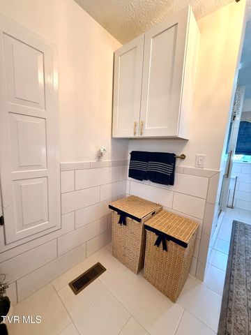 11516 Frederick Road, Coeburn, VA 24230