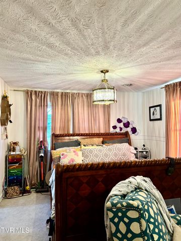 11516 Frederick Road, Coeburn, VA 24230