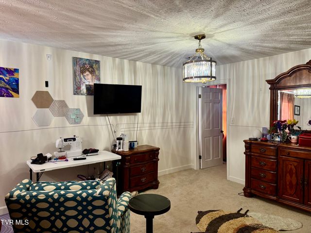 11516 Frederick Road, Coeburn, VA 24230