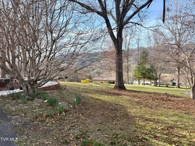 11516 Frederick Road, Coeburn, VA 24230