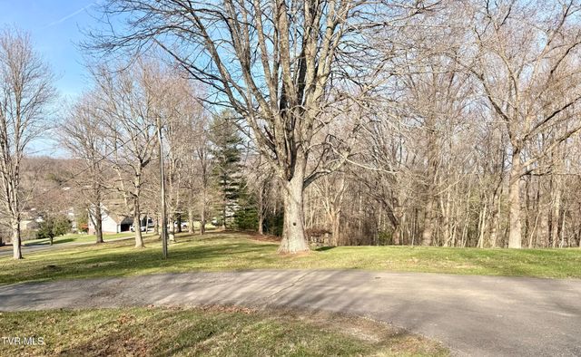 11516 Frederick Road, Coeburn, VA 24230