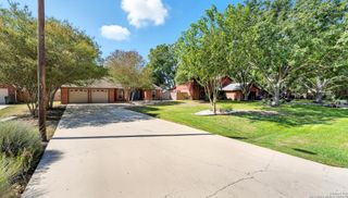 109 Bobwhite, Seguin, TX 78155
