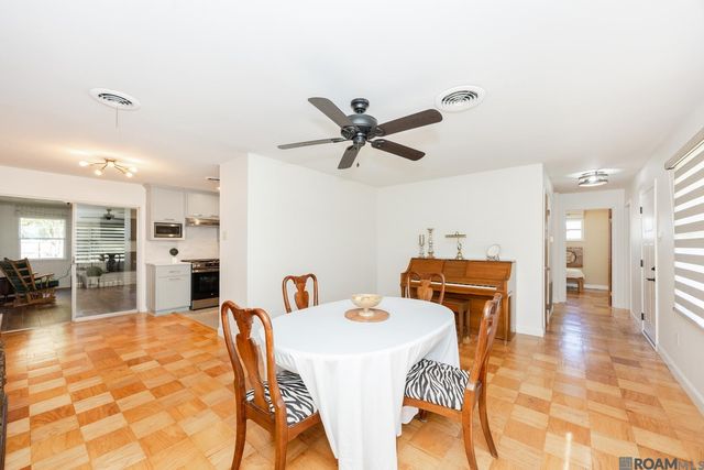 8567 N Essen Heights Ct, Baton Rouge, LA 70809