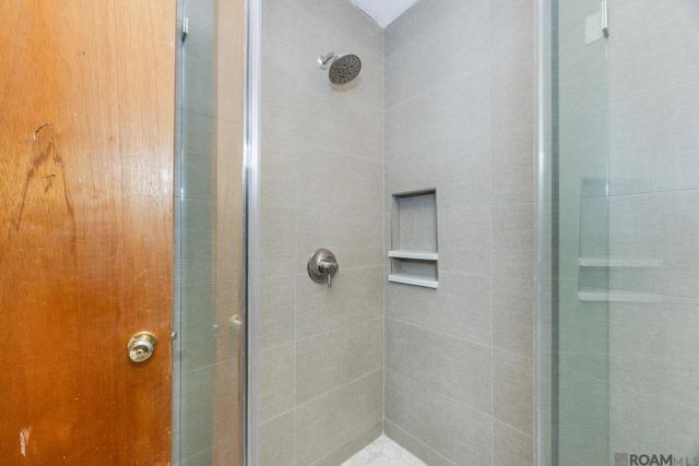 8567 N Essen Heights Ct, Baton Rouge, LA 70809