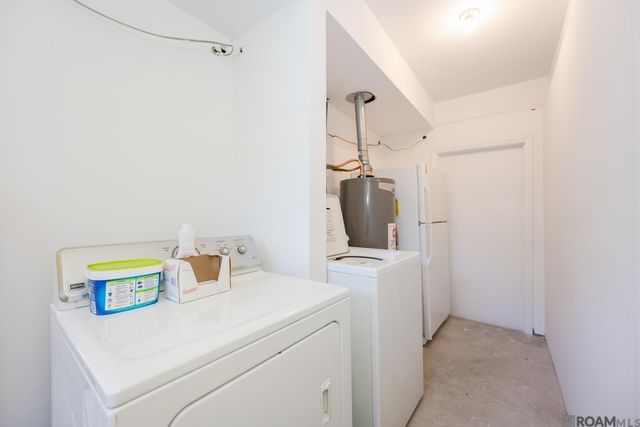 8567 N Essen Heights Ct, Baton Rouge, LA 70809