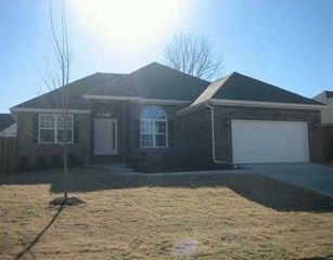 5075 W Waverly Road, Fayetteville, AR 72704