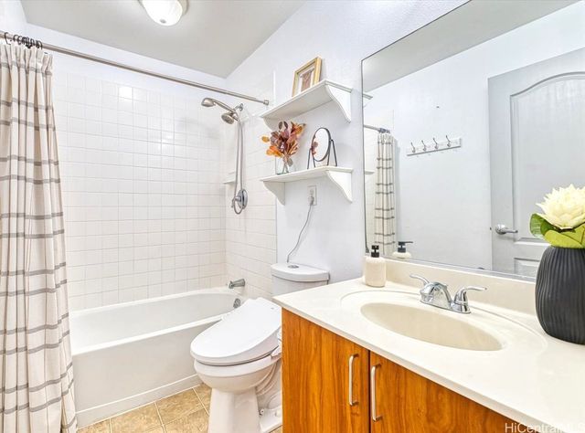 95-967 Ukuwai Street 3705, Mililani, HI 96789