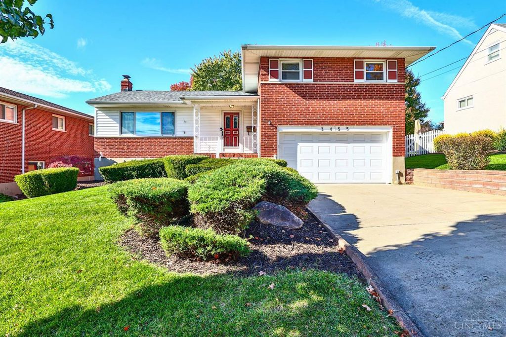 3455 Moonridge Drive, Green Twp, OH 45248