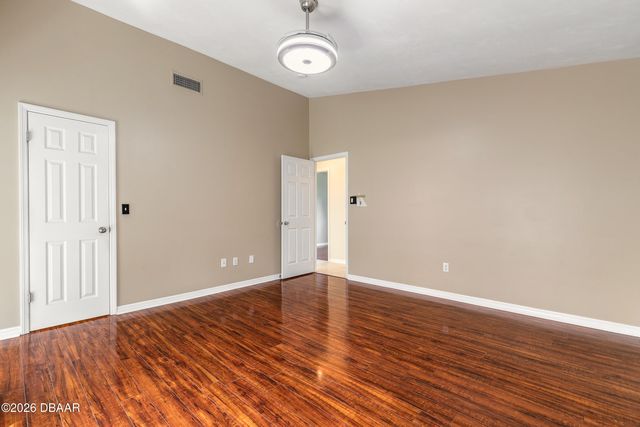 949 N Lakewood Terrace, Port Orange, FL 32127