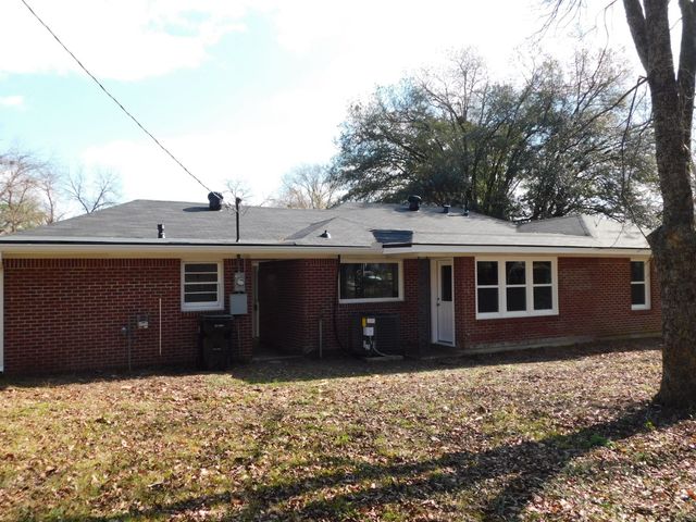 204 NW 3rd Street, Springhill, LA 71075