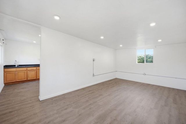 390 Kalana Avenue, Morgan Hill, CA 95037