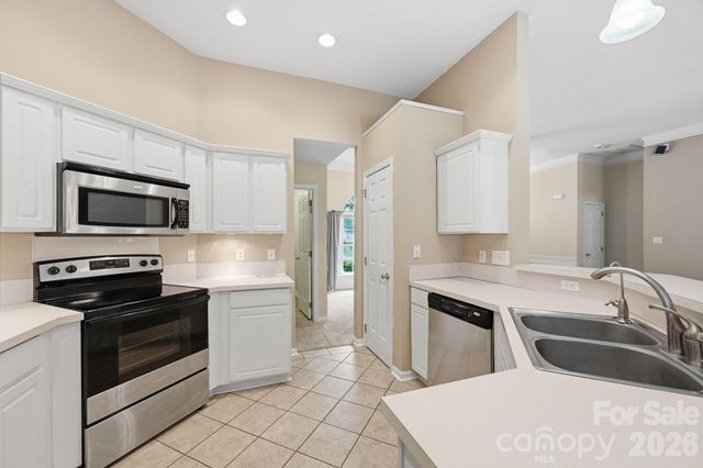 9421 Foggy Meadow Road, Charlotte, NC 28269