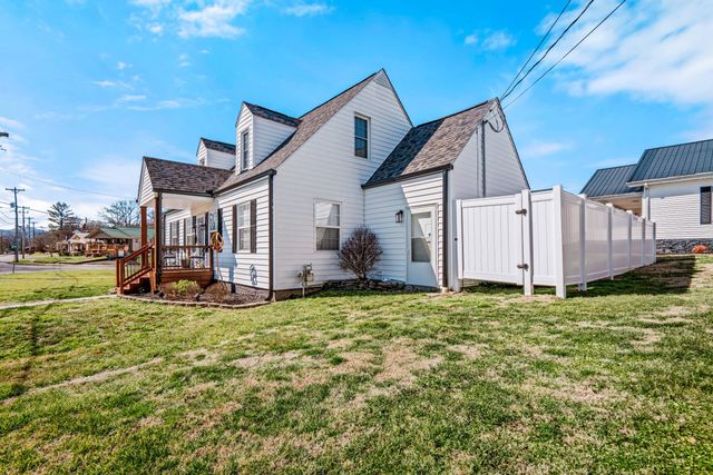 542 S 2nd Street, Williamsburg, KY 40769