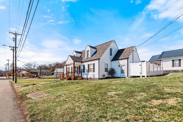 542 S 2nd Street, Williamsburg, KY 40769