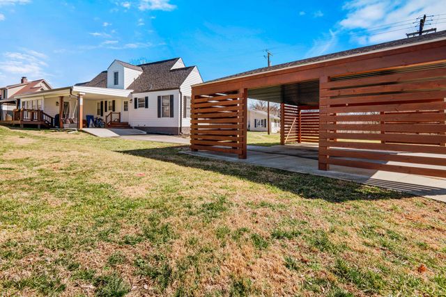 542 S 2nd Street, Williamsburg, KY 40769