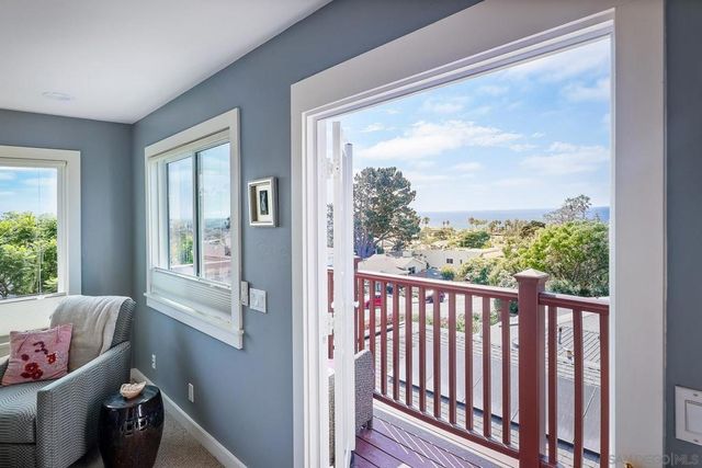 4506 Point Loma Ave, San Diego, CA 92107