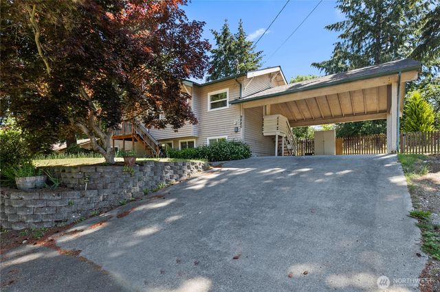 9880 Fredrickson Road NW, Bremerton, WA 98311