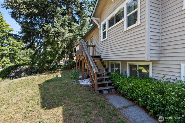 9880 Fredrickson Road NW, Bremerton, WA 98311
