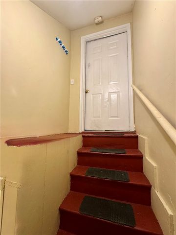 166 LOWELL Avenue, Providence, RI 02909