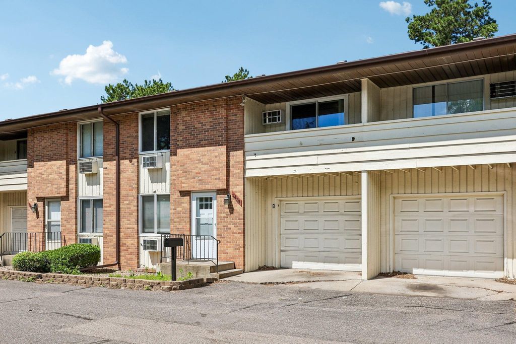 7454 Olson Memorial Highway, Golden Valley, MN 55427 — photo 4