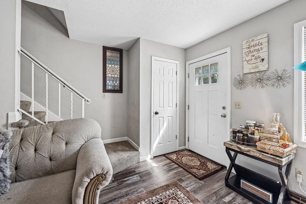 7454 Olson Memorial Highway, Golden Valley, MN 55427 — photo 5