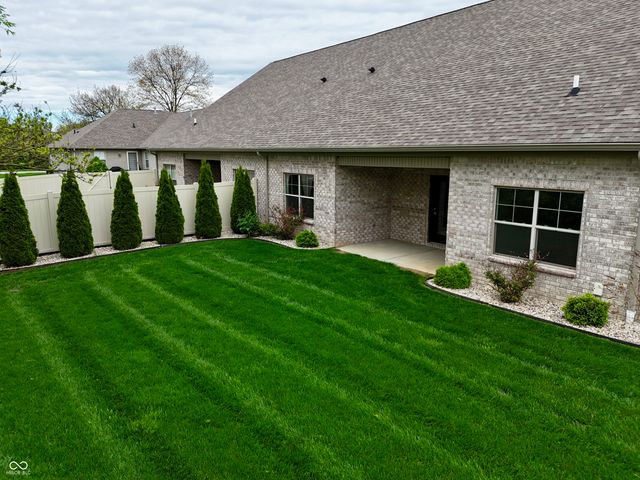 2121 Jennifer Court, Franklin, IN 46131