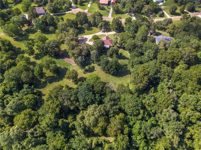 4529 Quiet Waters, North Zulch, TX 77872