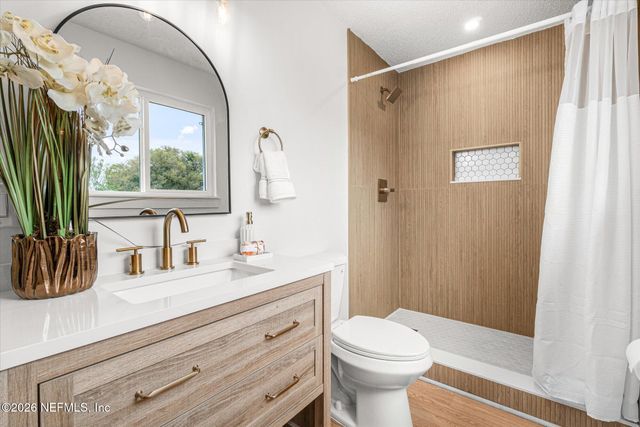 570 AQUATIC Drive, Atlantic Beach, FL 32233