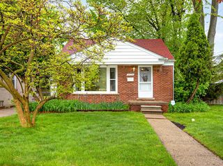 23165 Church Street, Oak Park, MI 48237