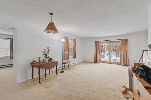 30 Hayes Avenue, South Burlington, VT 05403