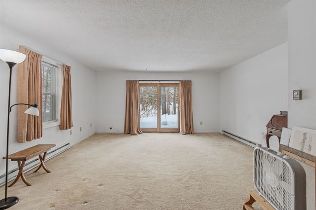 30 Hayes Avenue, South Burlington, VT 05403